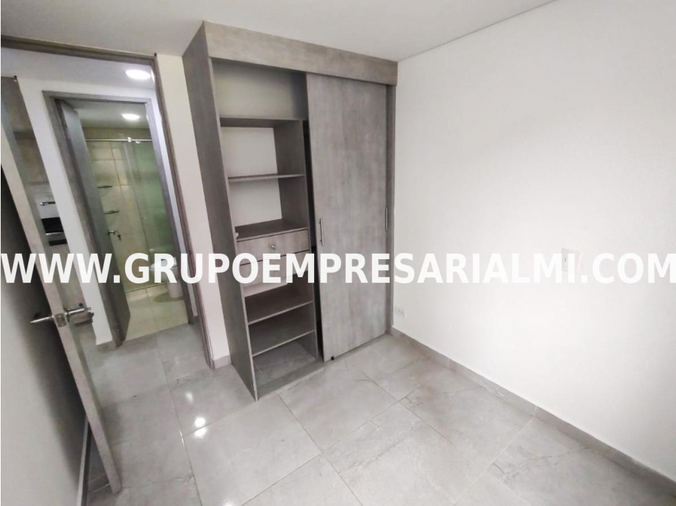AGRADABLE APARTAMENTO EN VENTA - SECTOR LA AURORA COD: 33722 — foto 5