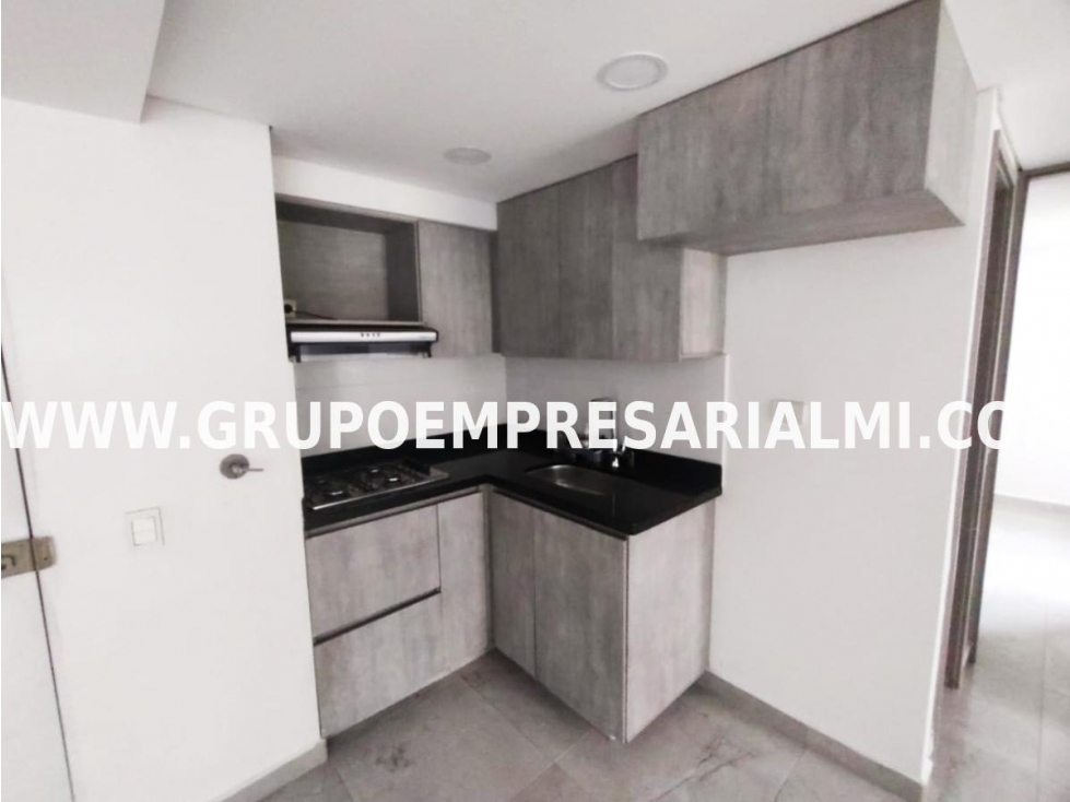 AGRADABLE APARTAMENTO EN VENTA - SECTOR LA AURORA COD: 33722 — foto 2