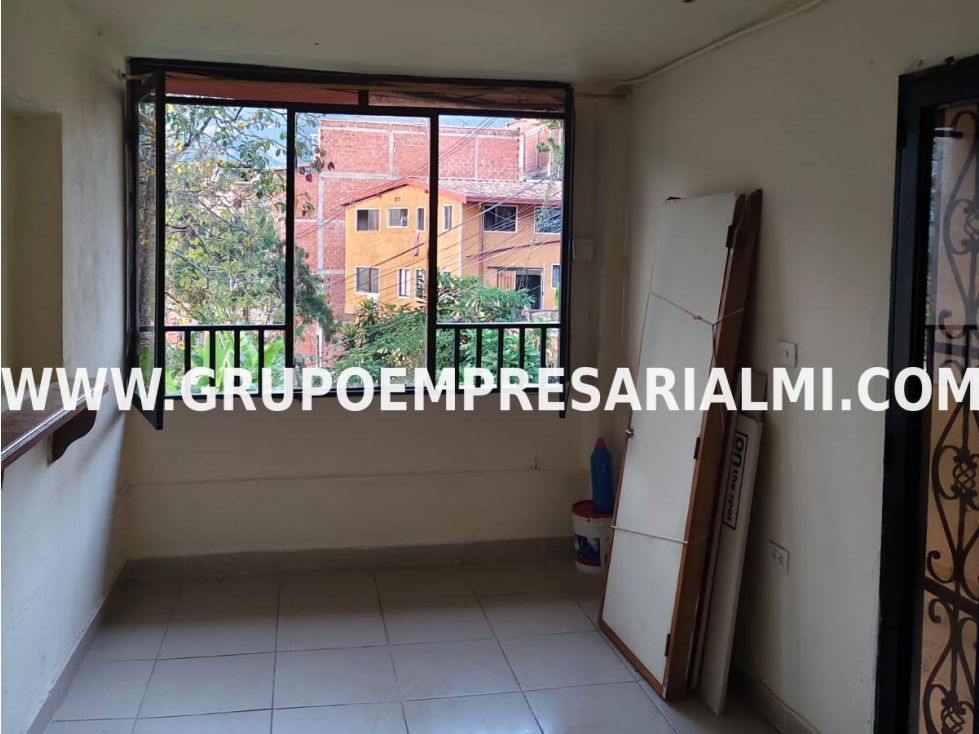 AGRADABLE APARTAMENTO EN VENTA - SECTOR CRISTO REY COD: 33733 — foto 5