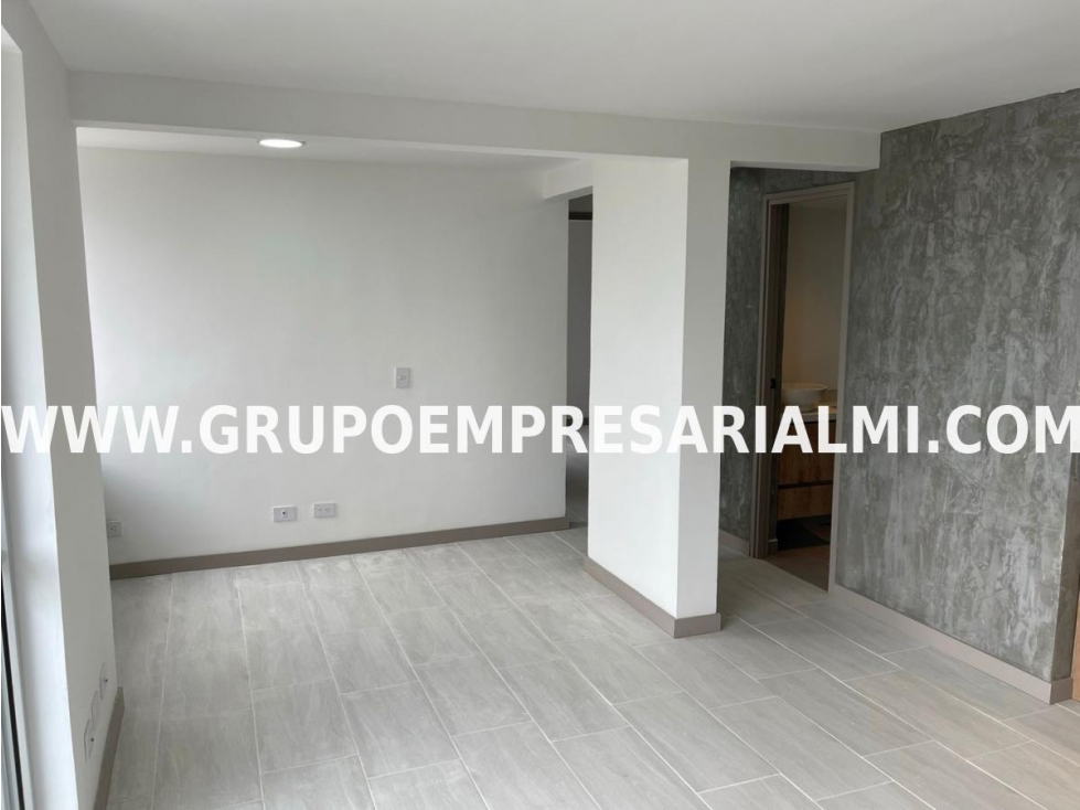AGRADABLE APARTAMENTO EN VENTA - SECTOR MARÍA AUXILIADORA COD: 33735 — foto 4