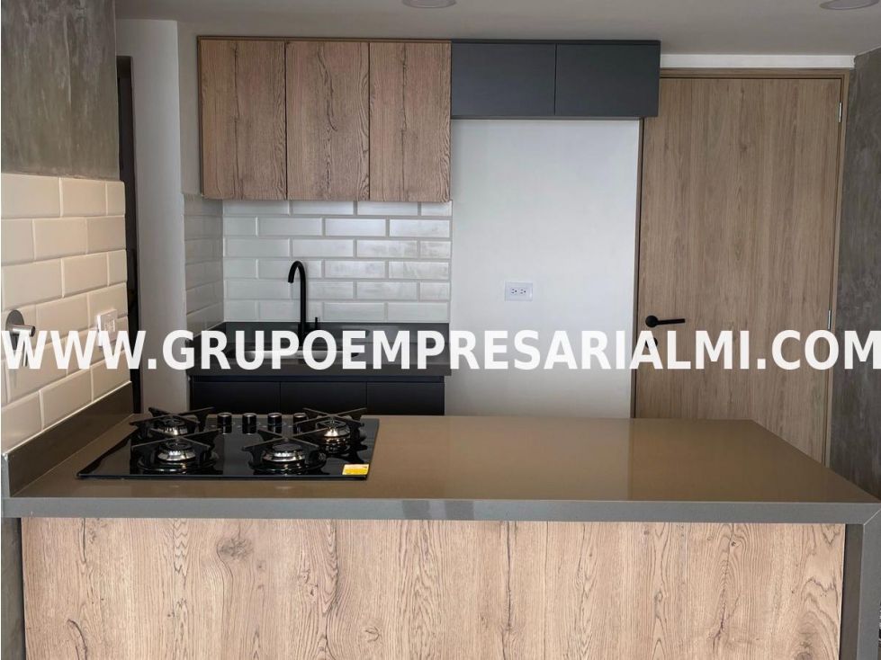 AGRADABLE APARTAMENTO EN VENTA - SECTOR MARÍA AUXILIADORA COD: 33735 — foto 6