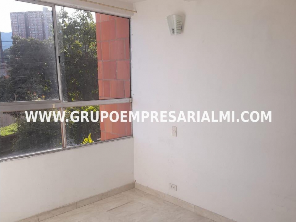 AGRADABLE APARTAMENTO EN VENTA - SECTOR PAJARITO COD: 33842 — foto 2