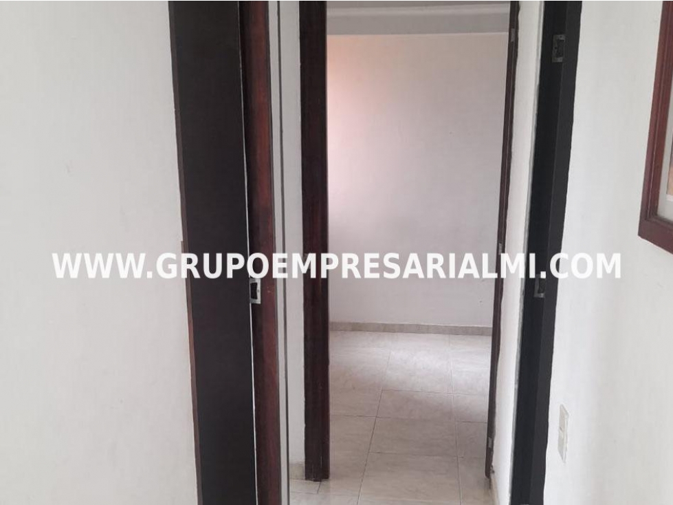 AGRADABLE APARTAMENTO EN VENTA - SECTOR PAJARITO COD: 33842 — foto 4