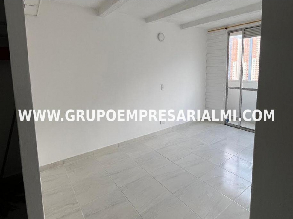 AGRADABLE APARTAMENTO EN VENTA - SECTOR LA AURORA COD: 33859 — foto 5