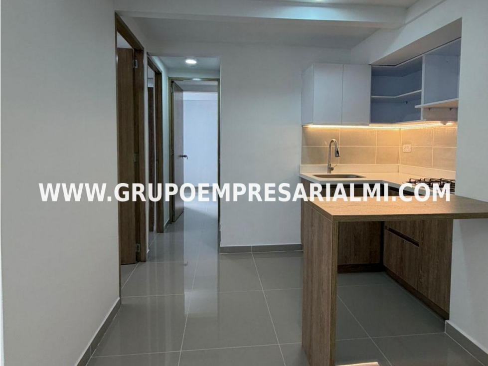 AGRADABLE APARTAMENTO EN VENTA - SECTOR PAJARITO / ROBLEDO COD: 33860