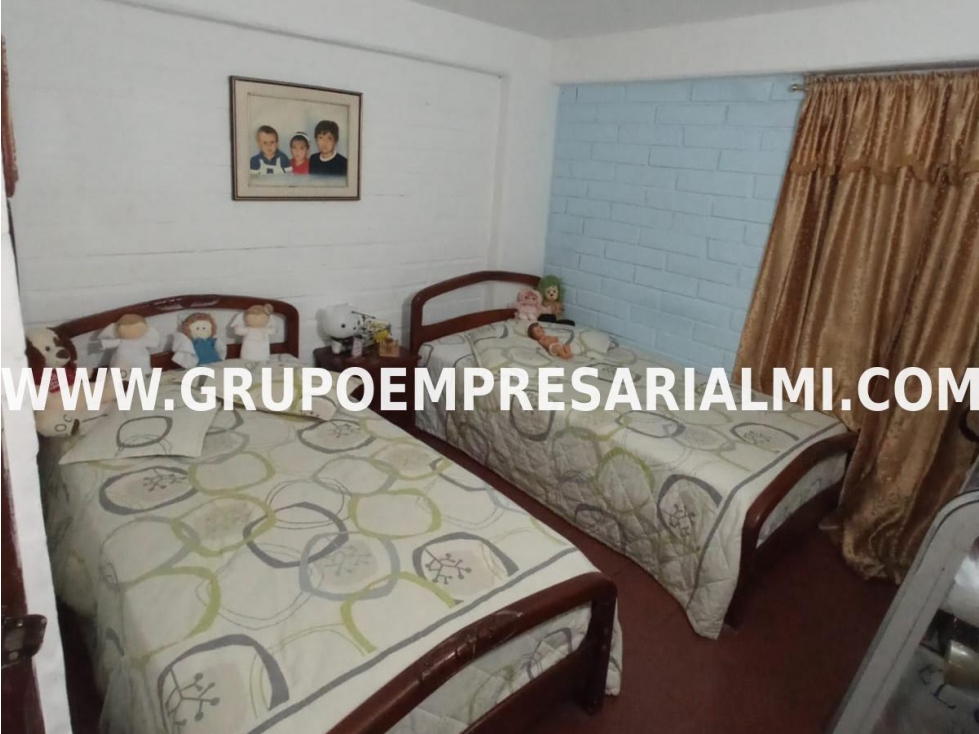 AGRADABLE APARTAMENTO EN VENTA - SECTOR LA MILAGROSA COD: 34073 — foto 2