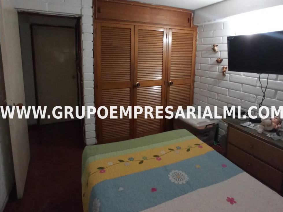 AGRADABLE APARTAMENTO EN VENTA - SECTOR LA MILAGROSA COD: 34073 — foto 4