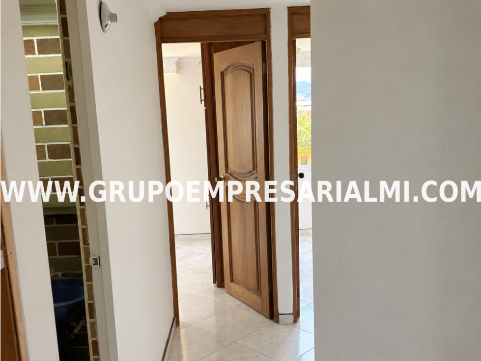 AGRADABLE APARTAMENTO EN VENTA - SECTOR PRADO CENTRO COD: 34085 — foto 4