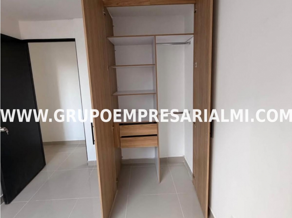 AGRADABLE APARTAMENTO EN VENTA - SECTOR VALERIA COD: 34180 — foto 6