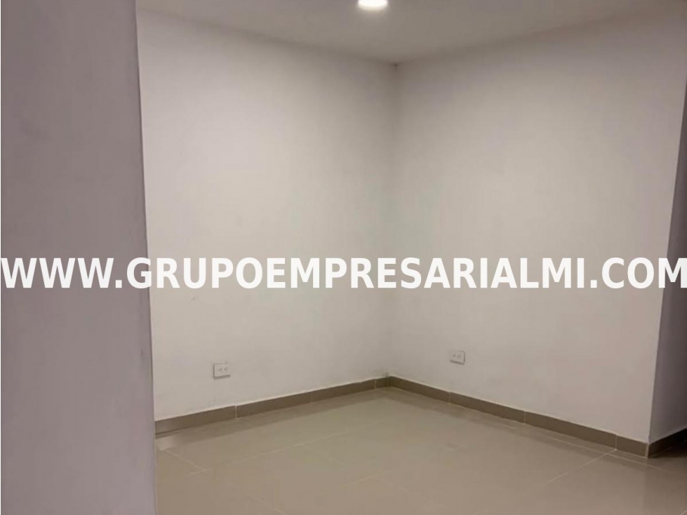 AGRADABLE APARTAMENTO EN VENTA - SECTOR VALERIA COD: 34180 — foto 4