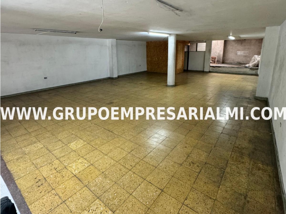 AGRADABLE BODEGA EN ARRIENDO - SECTOR OBRERO COD: 30690 - 6