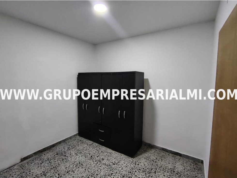 AGRADABLE CASA COMERCIAL EN ARRIENDO - SECTOR SANTA LUCIA COD: 32260 — foto 5