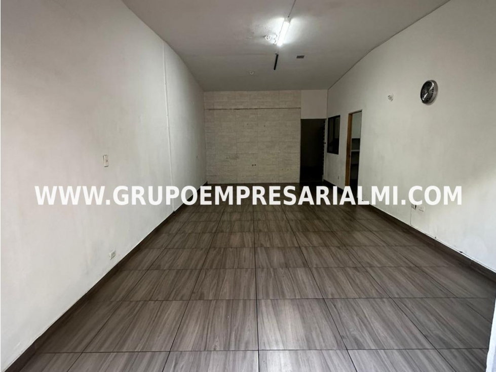 AGRADABLE CASA COMERCIAL EN ARRIENDO - SECTOR SANTA LUCIA COD: 32260 — foto 2
