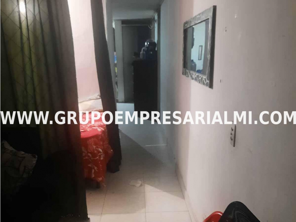 AGRADABLE CASA EN VENTA - SECTOR LA PAZ COD: 33178 — foto 5