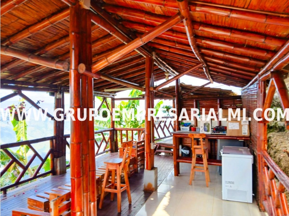 AGRADABLE CASA FINCA EN VENTA - SECTOR BARBOSA COD: 31566 - 3