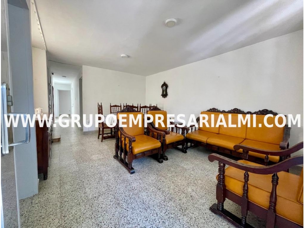 AGRADABLE CASA UNIFAMILIAR EN VENTA - SECTOR LAS FLORES COD: 32831 — foto 3
