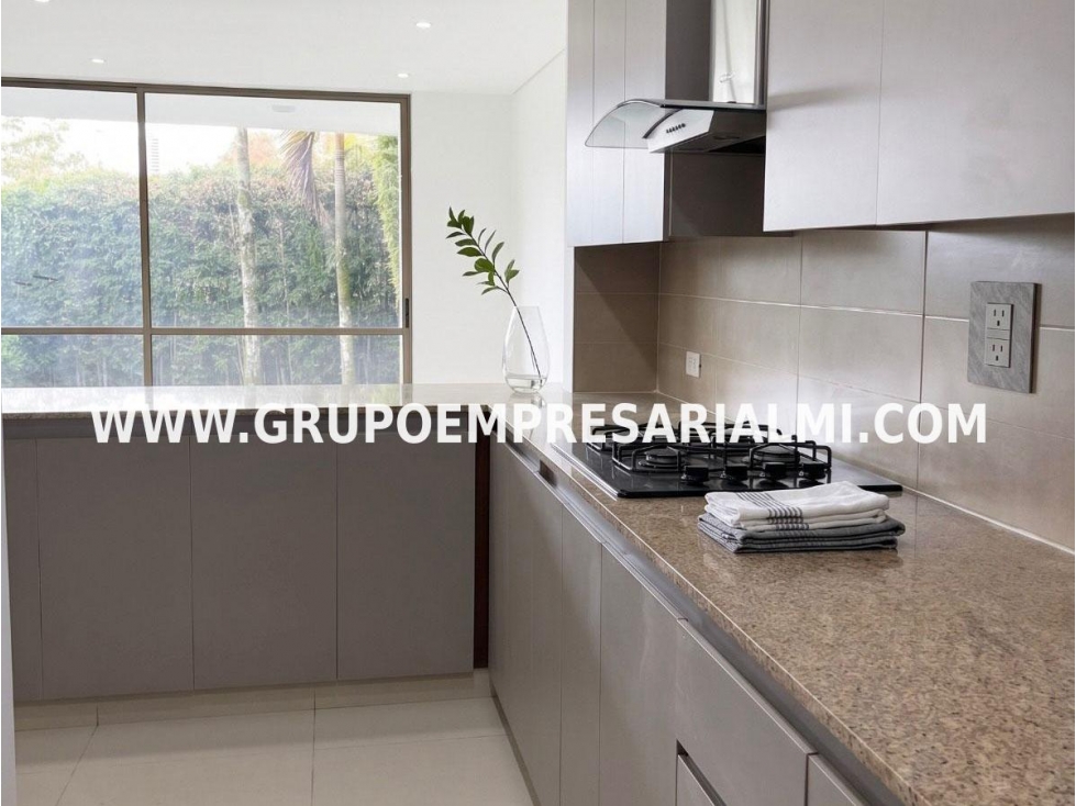 AGRADABLE CASA UNIFAMILIAR EN ARRIENDO - SECTOR SAN LUCAS COD: 33911 — foto 4