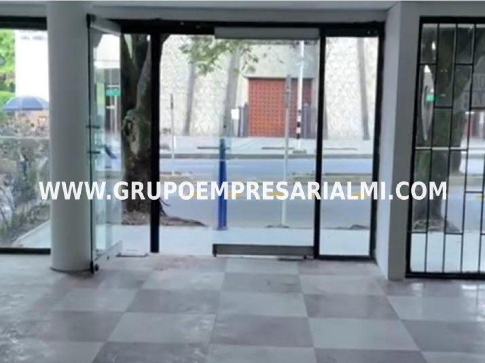AGRADABLE LOCAL EN ARRIENDO - SECTOR LAURELES COD: 31476 — foto 2