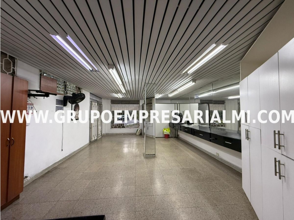 AGRADABLE LOCAL EN ARRIENDO - SECTOR SANTA GEMA COD: 32482 — foto 2