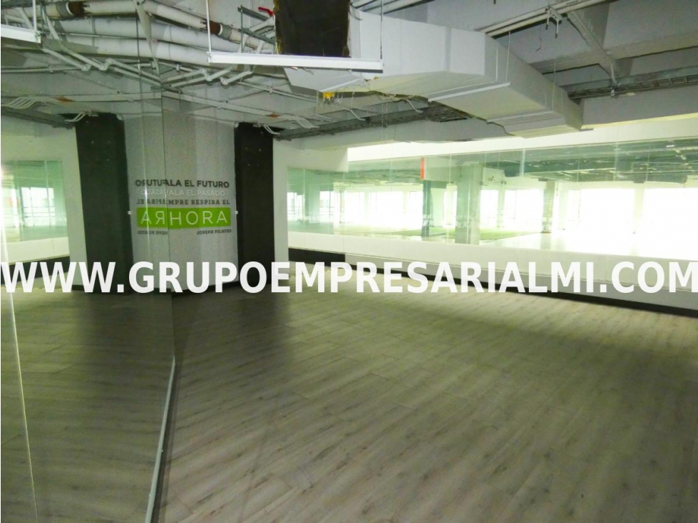 AGRADABLE LOCAL EN ARRIENDO - SECTOR MILLA DE ORO COD: 31213 — foto 4
