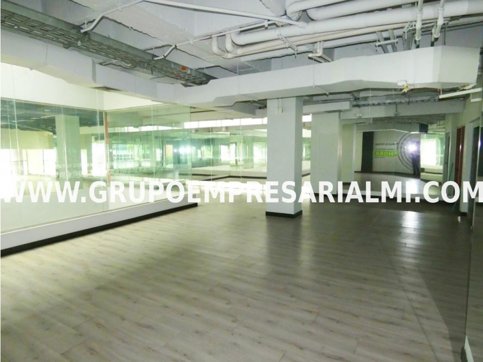 AGRADABLE LOCAL EN ARRIENDO - SECTOR MILLA DE ORO COD: 31213 — foto 6