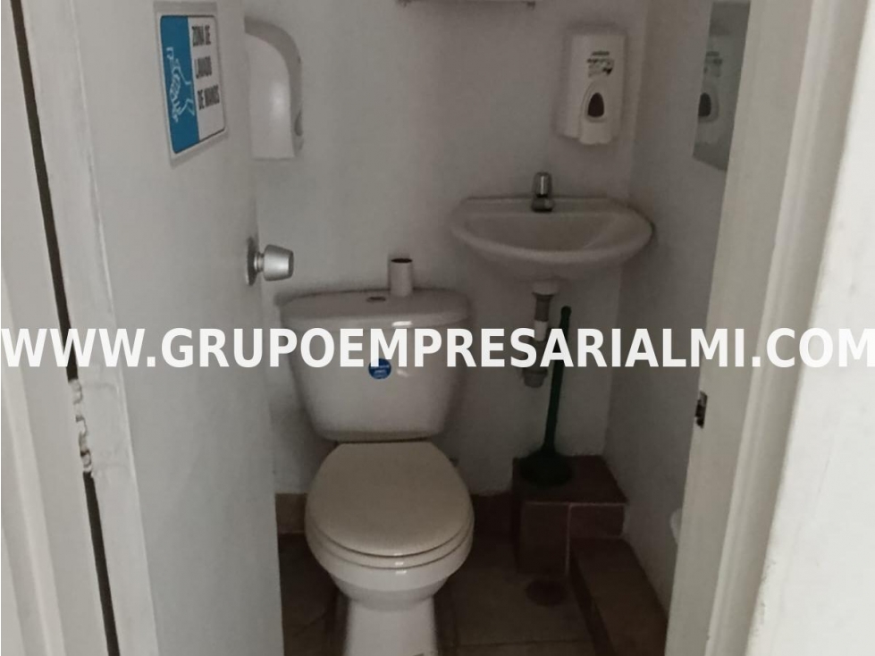 AGRADABLE LOCAL EN ARRIENDO - SECTOR SIMÓN BOLÍVAR COD: 31667 — foto 4