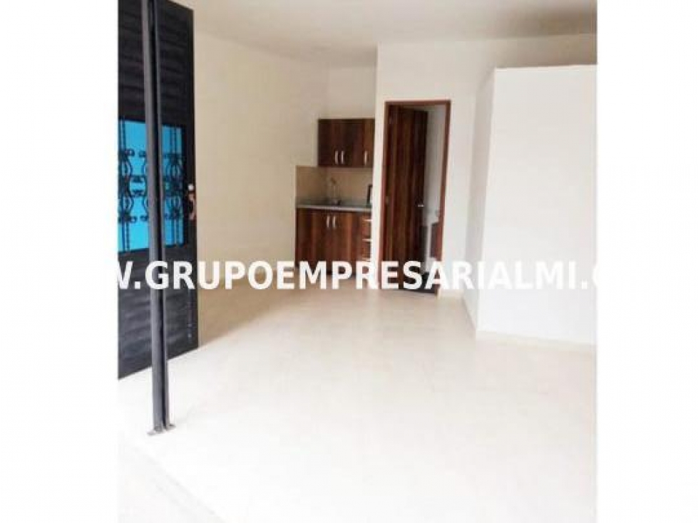 AGRADABLE LOCAL EN ARRIENDO - SECTOR MARÍA AUXILIADORA COD: 32656 - 2