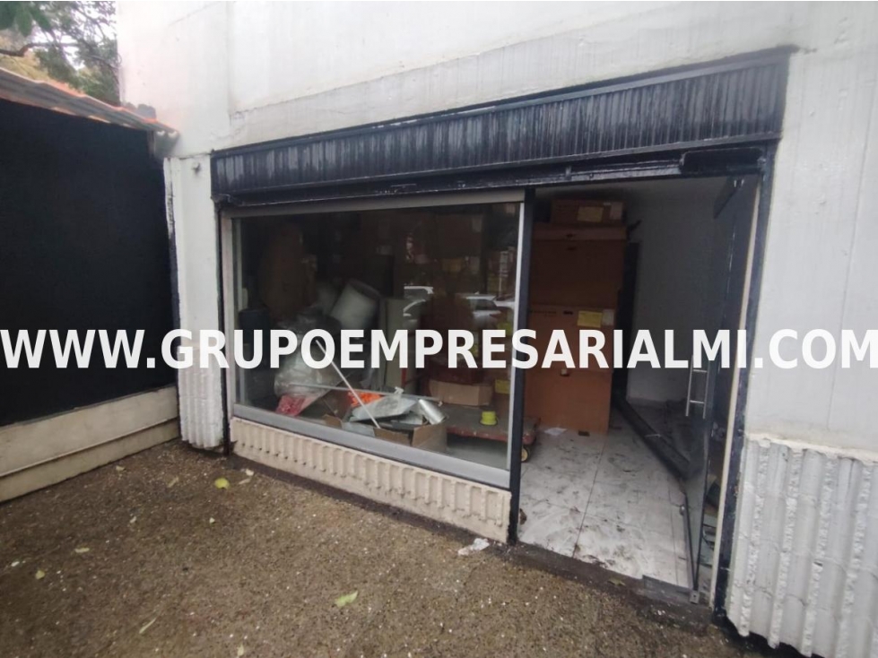 AGRADABLE LOCAL EN ARRIENDO - SECTOR LAURELES COD: 32903