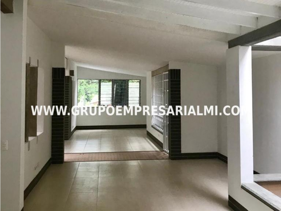 AGRADABLE LOCAL EN ARRIENDO - SECTOR BELÉN, GRANADA COD: 33344 — foto 4