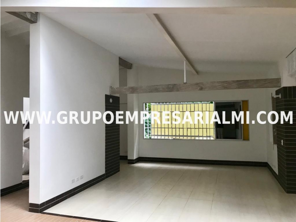 AGRADABLE LOCAL EN ARRIENDO - SECTOR BELÉN, GRANADA COD: 33344 — foto 2