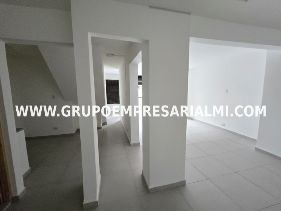 AGRADABLE LOCAL EN ARRIENDO - SECTOR LAURELES COD: 33531 — foto 4
