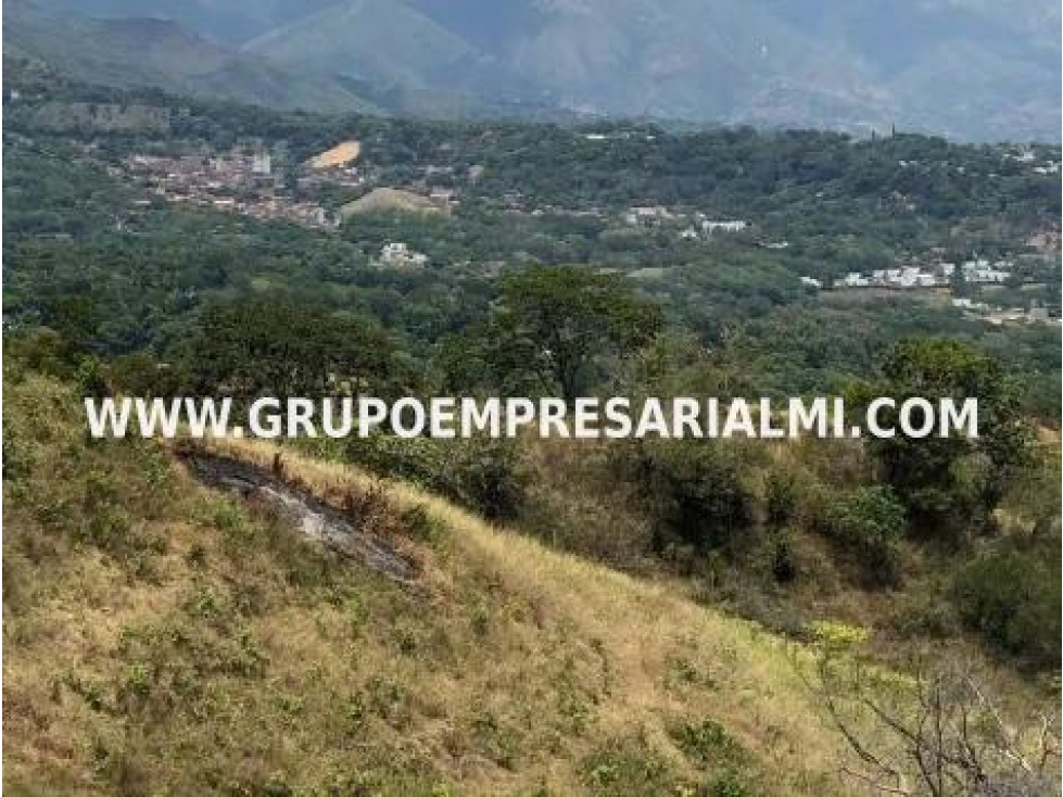 AGRADABLE LOTE EN VENTA - SECTOR SOPETRAN COD: 31089