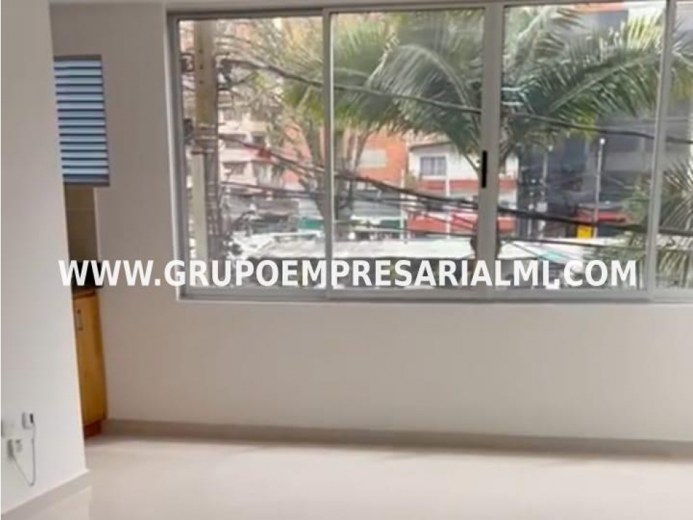 AGRADABLE OFICINA EN ARRIENDO - SECTOR ENTRE AMIGOS COD: 32528 - 3
