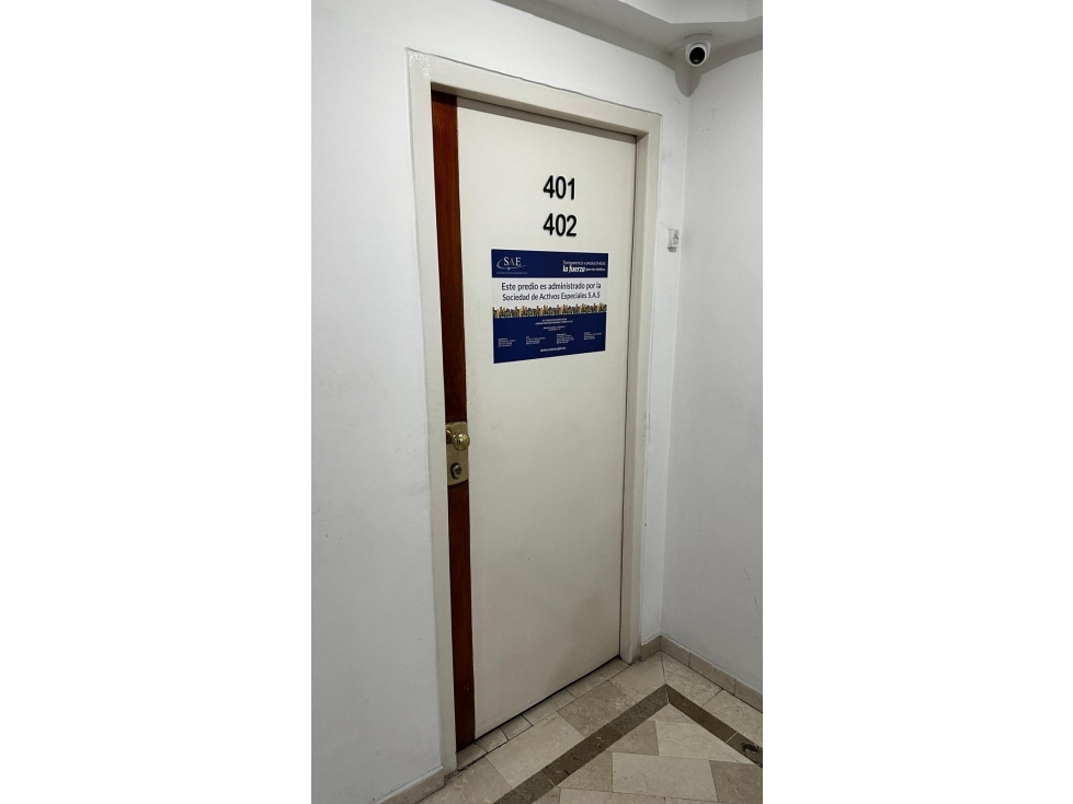 AK 15 106 32 OF 401 - 6