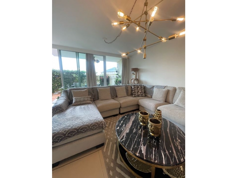 Albrook/ SE VENDE Apartamento/ 350.000