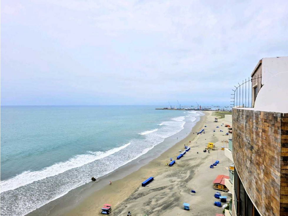 Vendo Penthouse, Edificio Alcantara, con terraza y vista panoramica