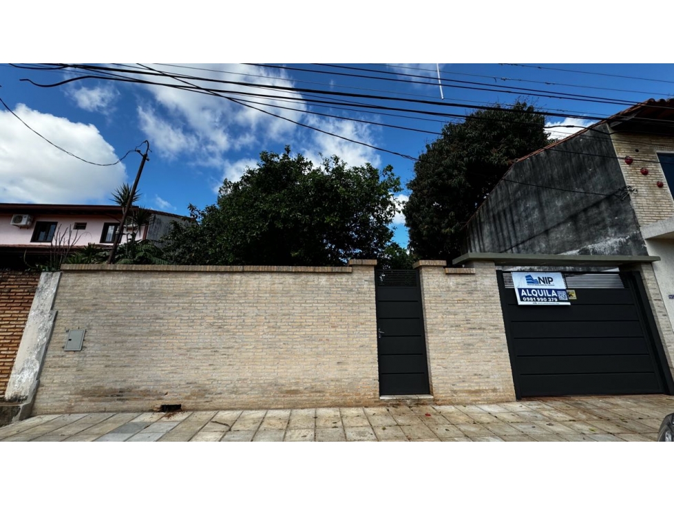 ALQUILO HERMOSO CHALET EN FNDO ZONA NORTE - 1