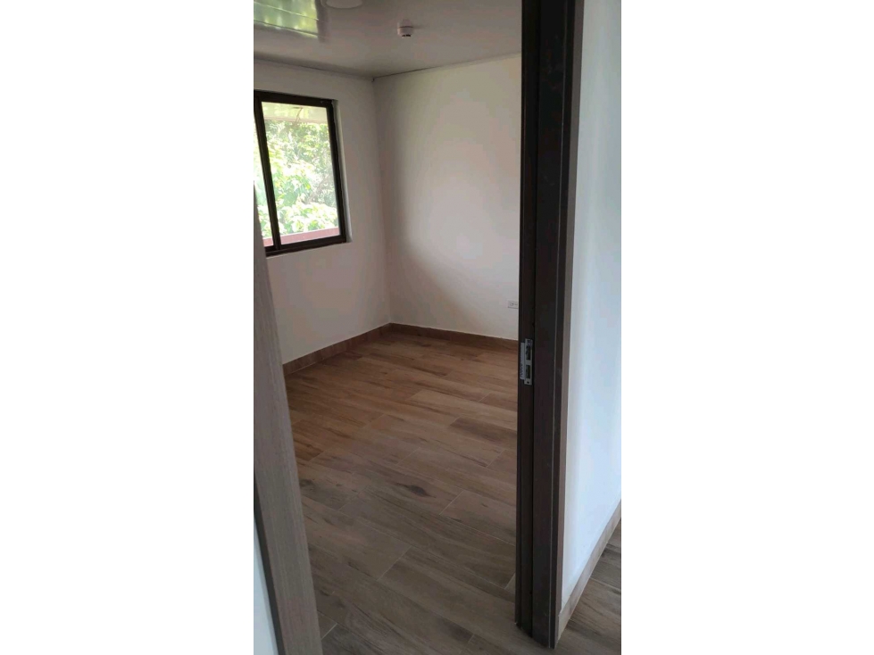 ALQUILER APARTAMENTOS 2 Y 3 REC EN MARGARITA DE COLÓN - 3