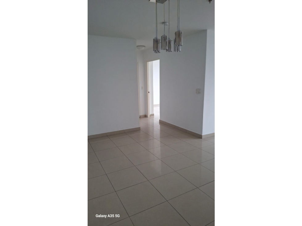 Alquila Sanfrancisco Bay. Línea blanca, remodelado, buenas condicione — foto 4