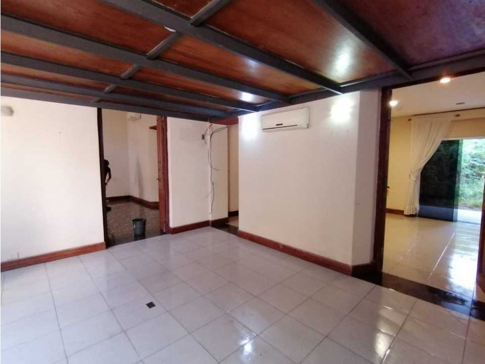 VENTA: 225.000 usd.OFICINA ,CENTRO DE ASUNCION. - 6