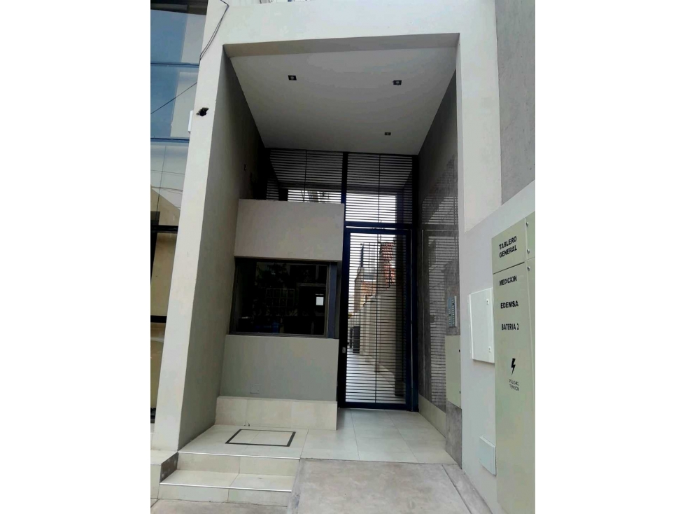 Departamento en Alquiler 2° piso por ascensor, amoblado, Sexta sección - 3