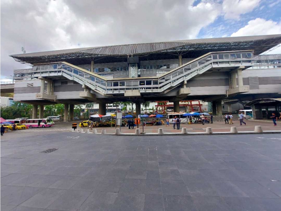 ALQUILAR LOCAL DENTRO DEL SUPER XTRA PARADA SAN ISIDRO — foto 3