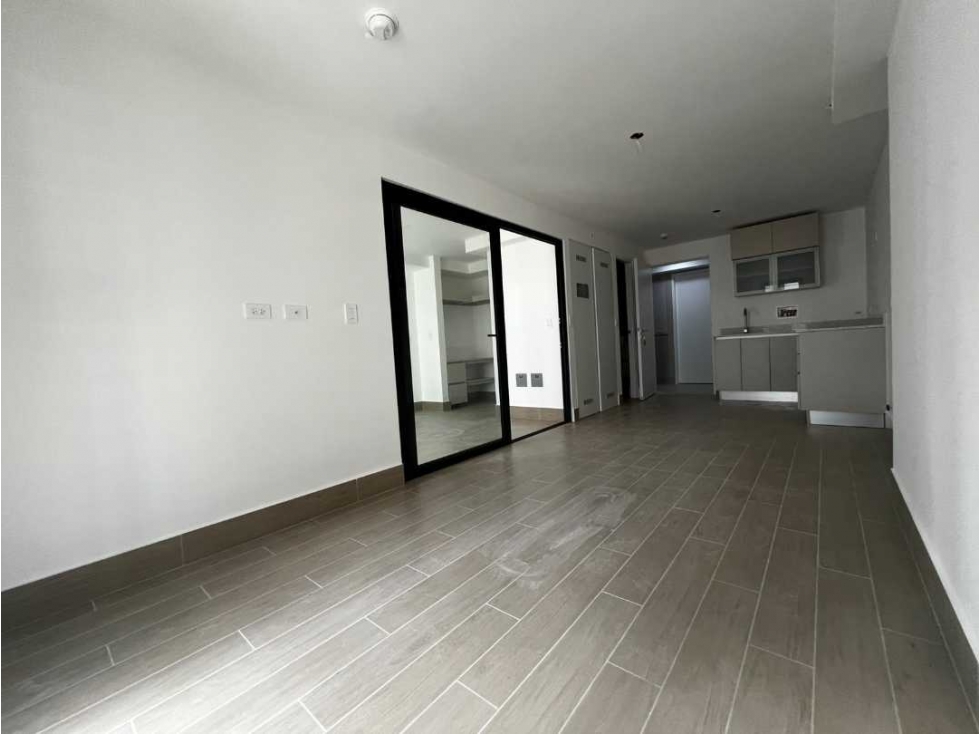 ALQUILER DE APARTAMENTO EN BELLAVISTA, AV. BALBOA, PH ARMONIA — foto 5