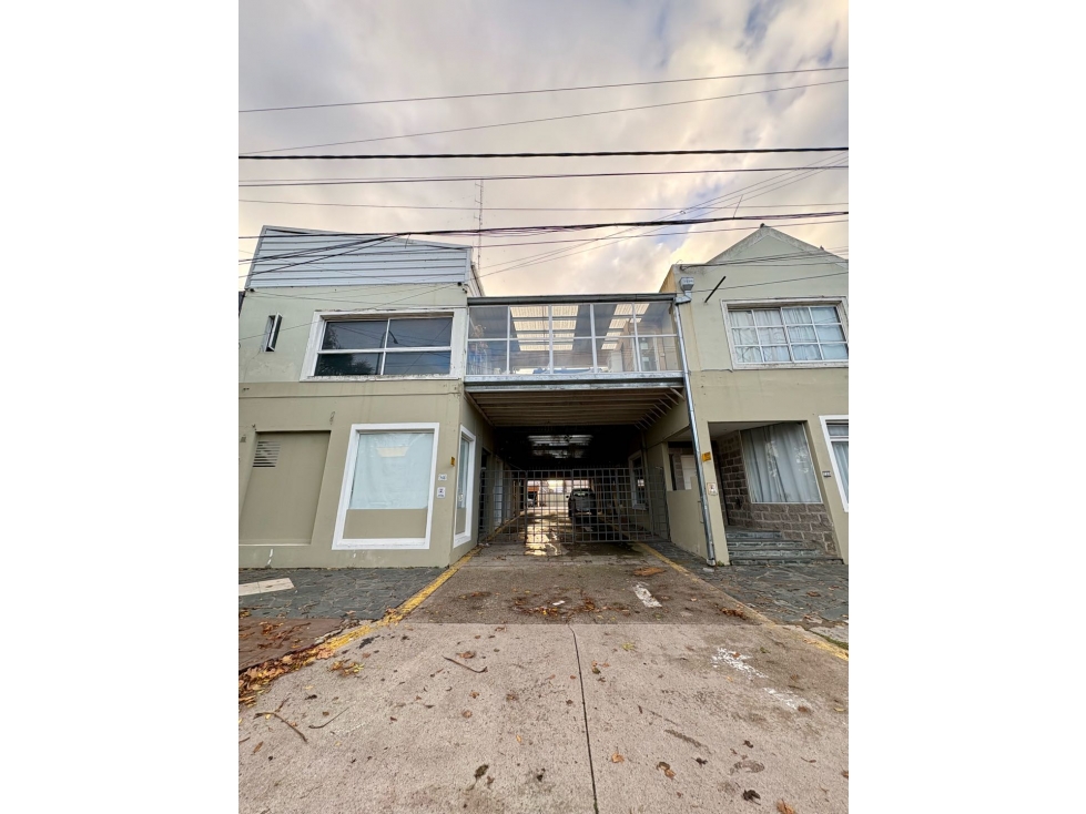 ALQUILER 24 MESES PH 1 AMBIENTE AL FRENTE CON MUEBLES Y COCHERA