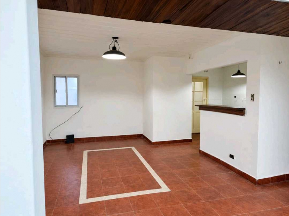ALQUILER 24 MESES PH 3 AMBIENTES ZONA FACULTAD. ROCA 3600 - 4