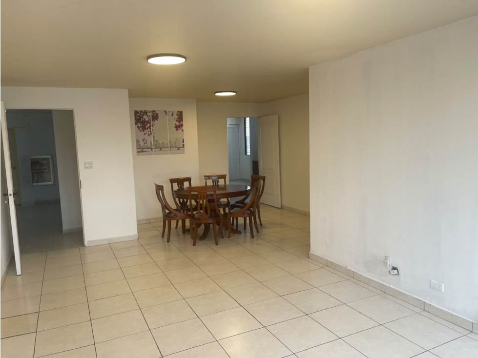 Alquiler 4 recámaras con línea blanca | Torres Ebbelle | Marbella — foto 2
