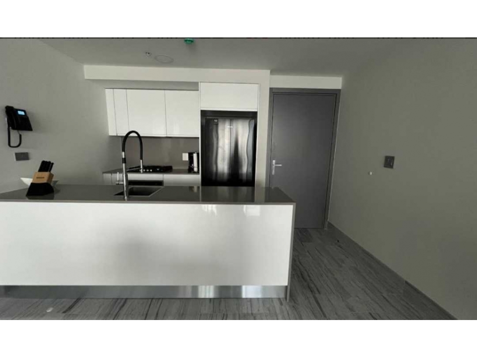 ALQUILER AMOBLADO APARTAMENTO EN BELLAVISTA THE NUOVO — foto 4