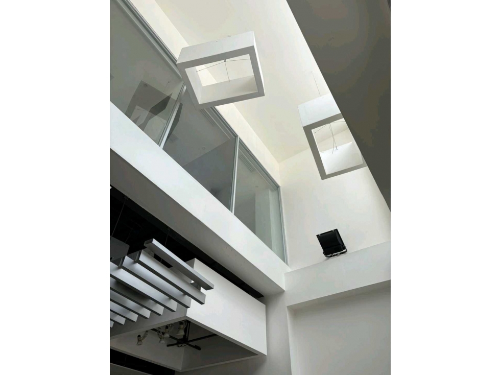 ALQUILER AMPLIO LOCAL COMERCIAL EN PLAZA STRIP 58 OBARRIO NRR — foto 3