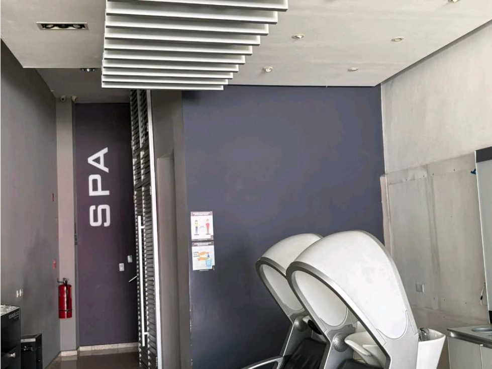 ALQUILER AMPLIO LOCAL COMERCIAL EN PLAZA STRIP 58 OBARRIO NRR — foto 4