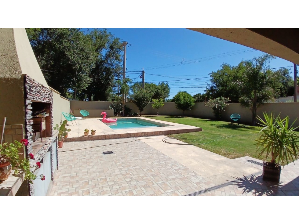 ALQUILER ANUAL CASA 3 DORMITORIOS CON PILETA- V. SANTA CRUZ DEL LAGO — foto 2
